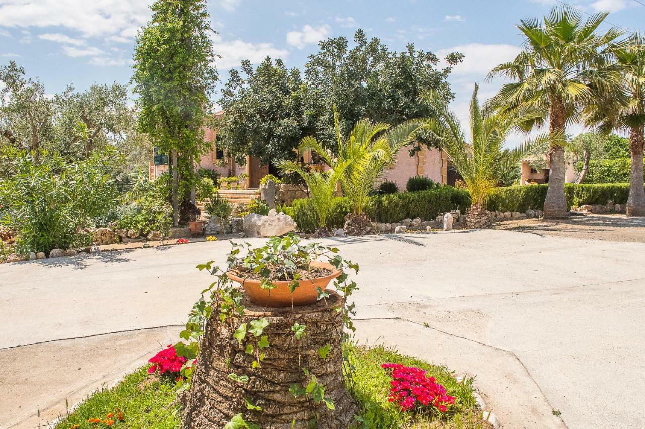 Villa Pula Vinas: Golf Course View Country Villa with Pool Son Servera  Exterior photo